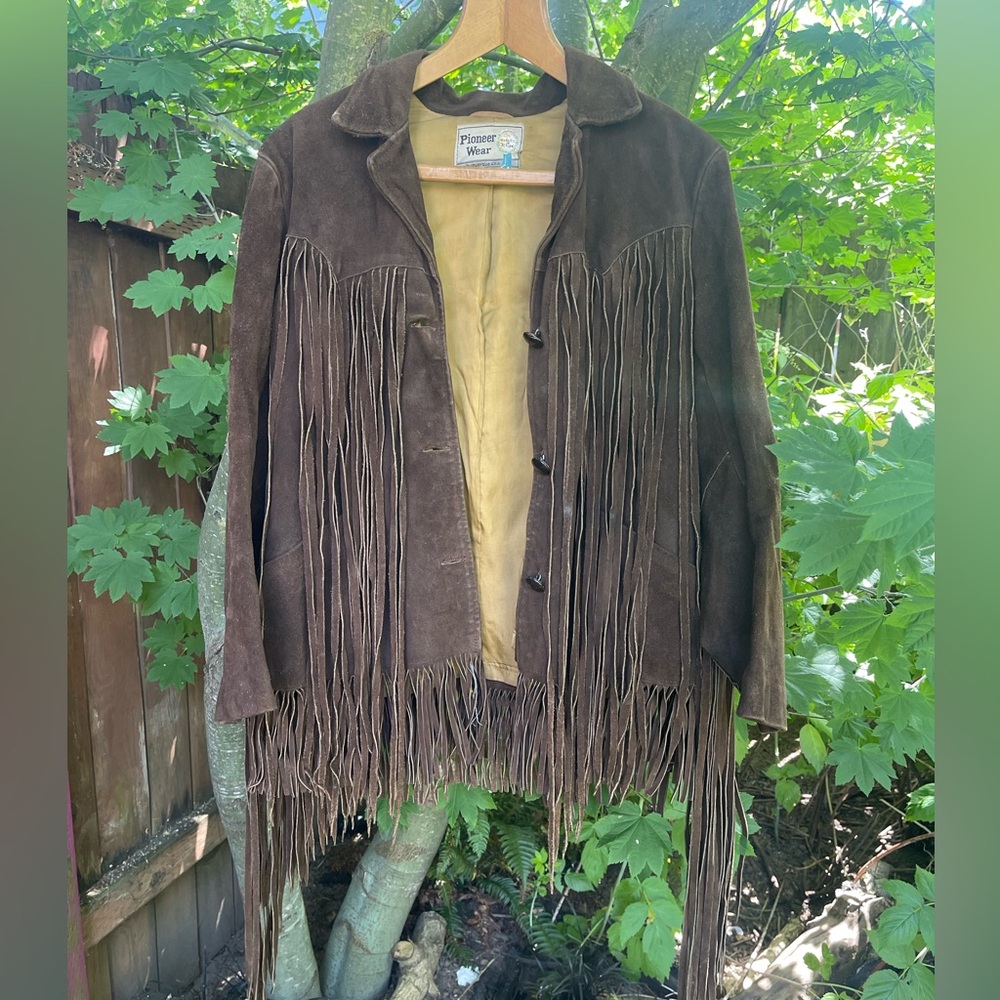 Vintage 60s Pioneer Wear Brown Suede Leather Jacket Fringe Western 38 VTG Cowboy